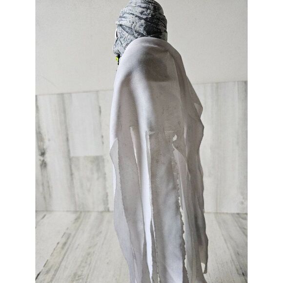 Paper magic mummy hanging vintage Halloween prop decor 2003 - Picture 3 of 8